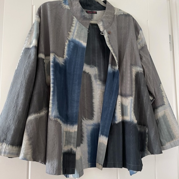 Maggie Walt top - Picture 2 of 3